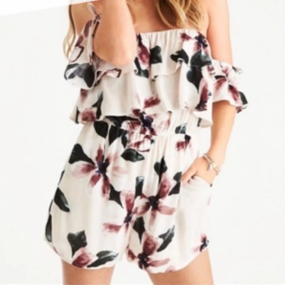 American Eagle Romper